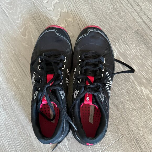 NEW BALANCE SNEAKERS - Picture 2 of 3